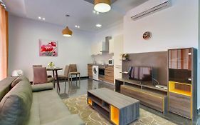 Chalet Apartments